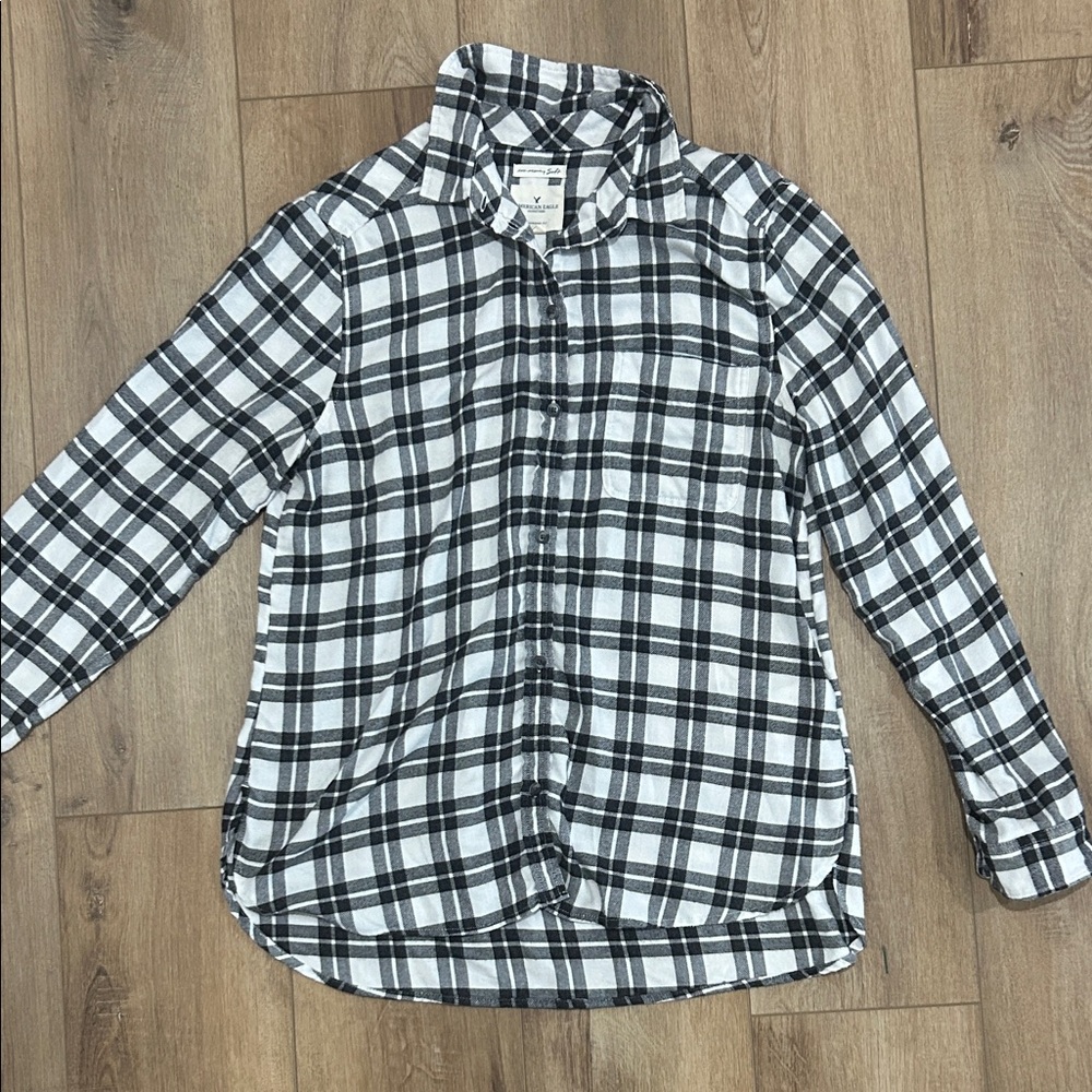 American Eagle Outfitters Kids Plaid Shirt - Black and White